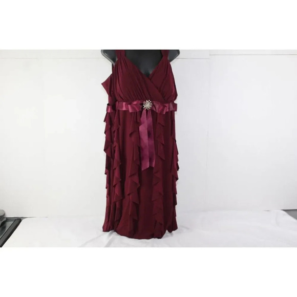 dressbarn Dresses & Skirts - Dressbarn woman collection burgundy dress size 18W